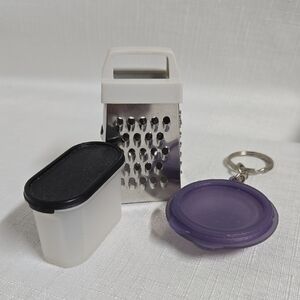 Lot Of Kitchen Miniatures 2 Tupperware 1 Other Bowl Keychain Container Shredder